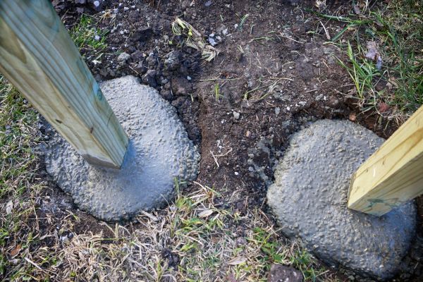 Cost of Post Hole Excavation in Hattiesburg